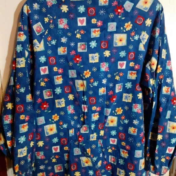 Scrub jacket - Picture 8 of 10